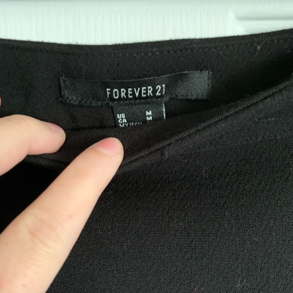Black Forever 21 Skirt - Picture 5 of 5
